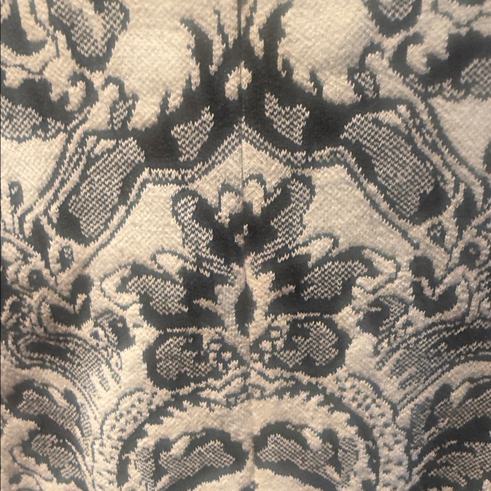 J. McLaughlin Blue and Cream Patterned Midi Dress - Picture 4 of 7
